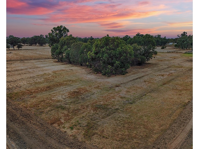 501 Meadow Lane, Dardanup West WA 6236