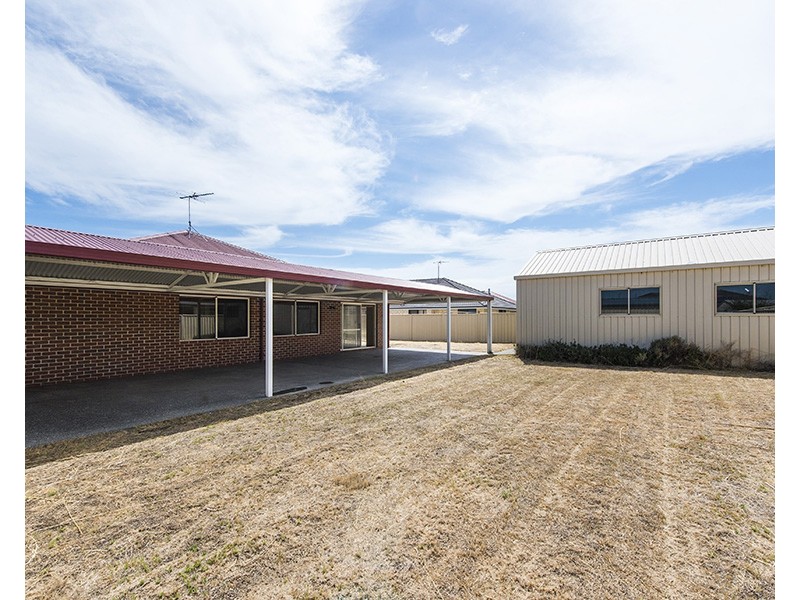 113 Leschenault Parade, Australind WA 6233