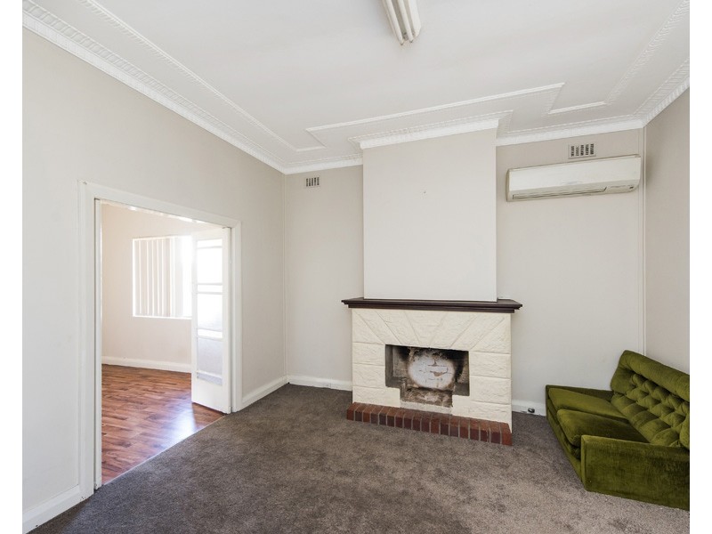 15 Albert Road, East Bunbury WA 6230