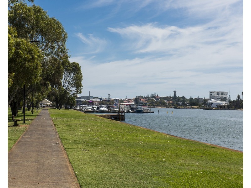 15 Albert Road, East Bunbury WA 6230