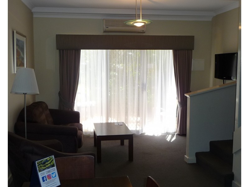 28/105 Old Coast Road, Pelican Point WA 6230