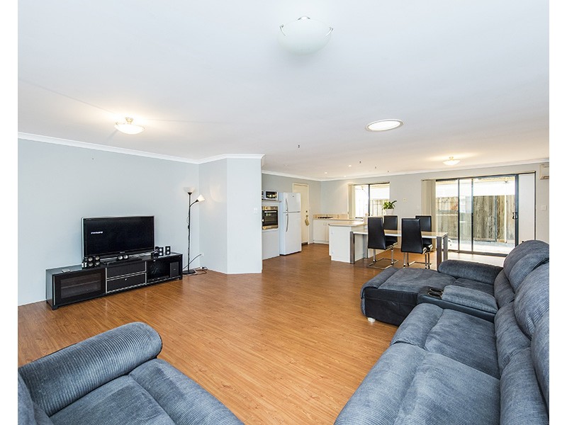 34 Glenfield Drive, Australind WA 6233
