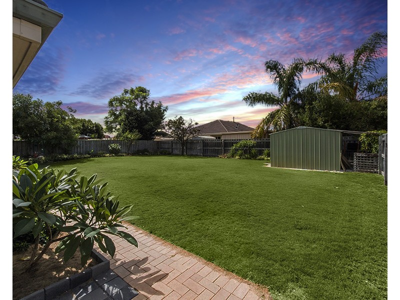 34 Glenfield Drive, Australind WA 6233