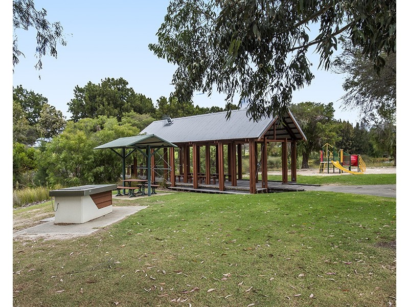 34 Glenfield Drive, Australind WA 6233