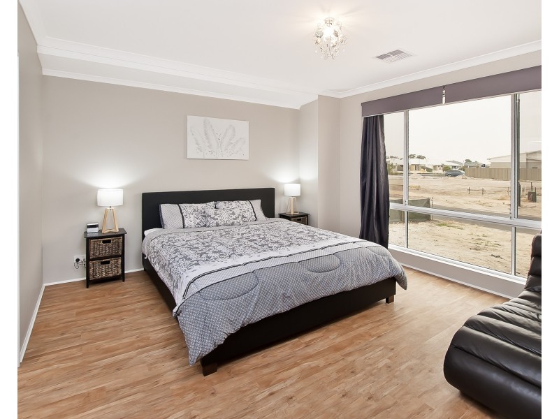6 Gribble Circuit, Busselton WA 6280