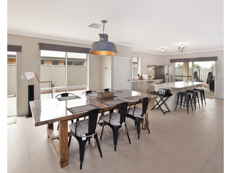 6 Gribble Circuit, Busselton WA 6280