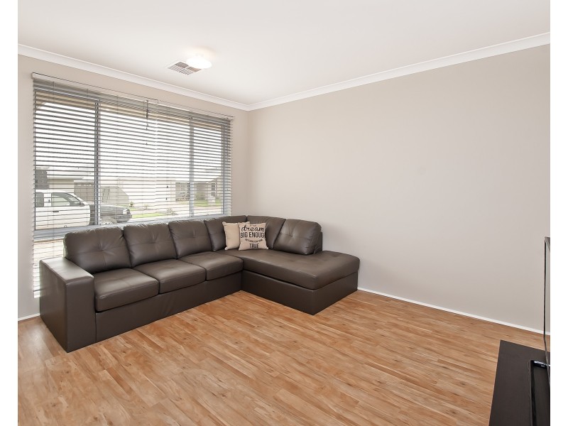 6 Gribble Circuit, Busselton WA 6280