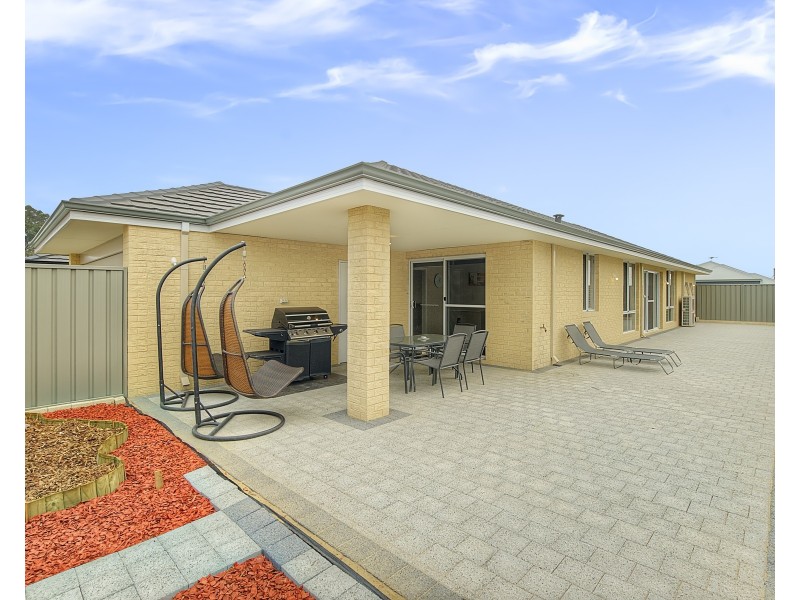 6 Gribble Circuit, Busselton WA 6280