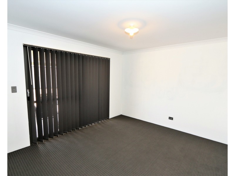 8 Charoite Street, Australind WA 6233