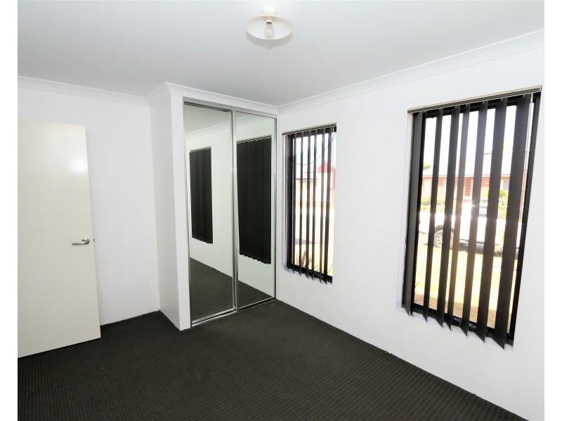 8 Charoite Street, Australind WA 6233