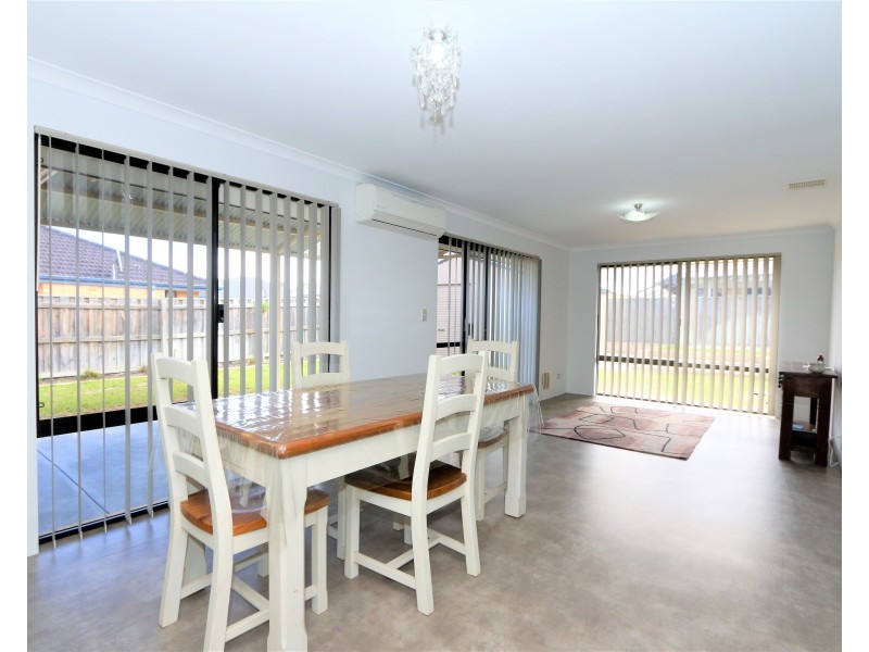 15 Kelston Way, Australind WA 6233