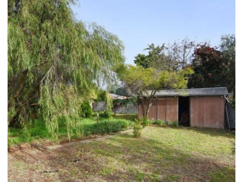 40 Jacaranda Crescent, Withers WA 6230