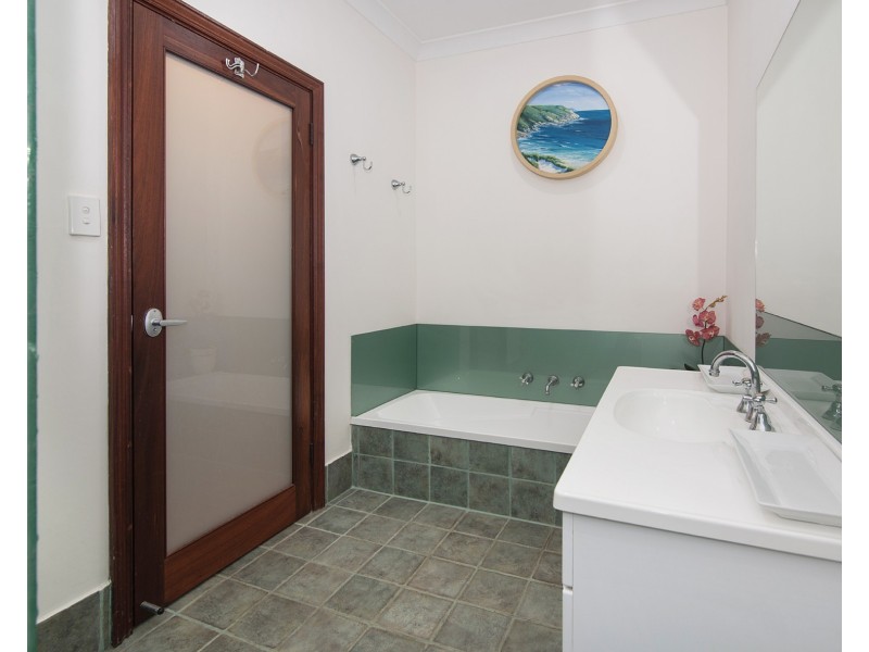 6 Moore Street, West Busselton WA 6280