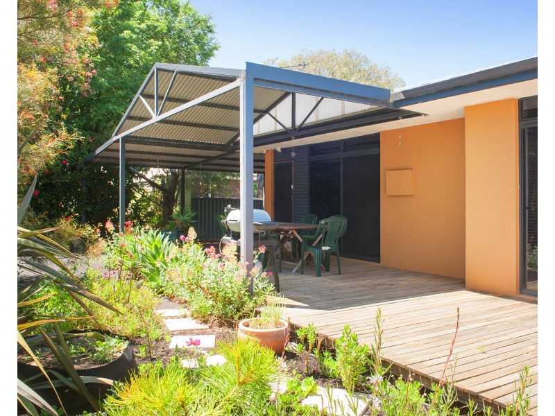 6 Moore Street, West Busselton WA 6280