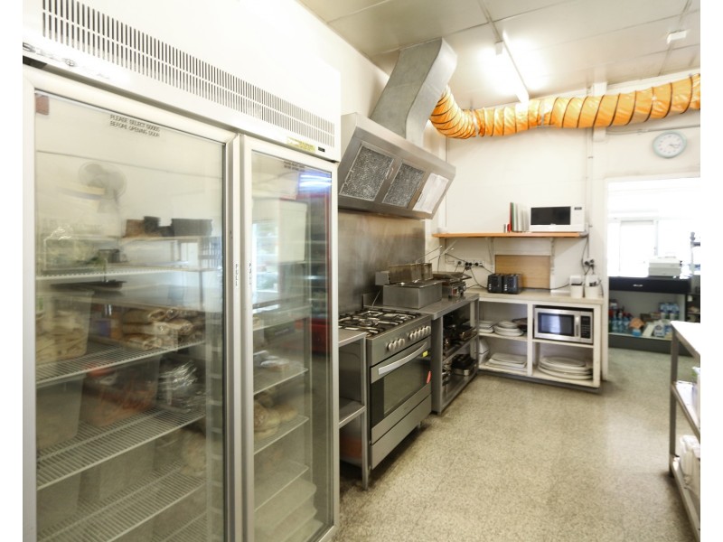 82 Uduc Road, Harvey WA 6220