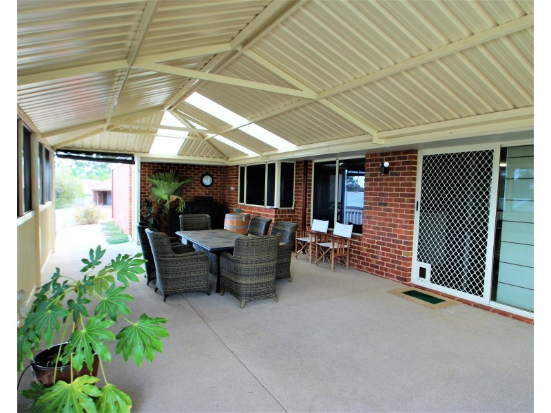 3 Holtzman Place, Bunbury WA 6230