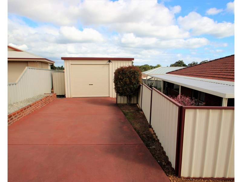 3 Holtzman Place, Bunbury WA 6230