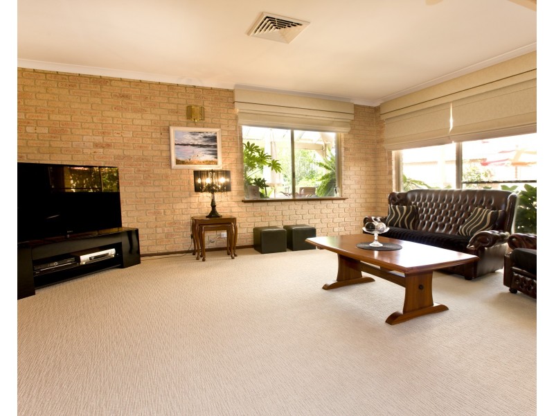231 Old Coast Road, Australind WA 6233