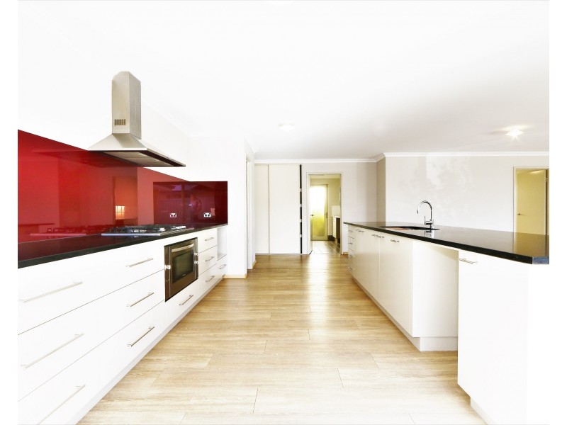 27 Sapphire Road, Dalyellup WA 6230