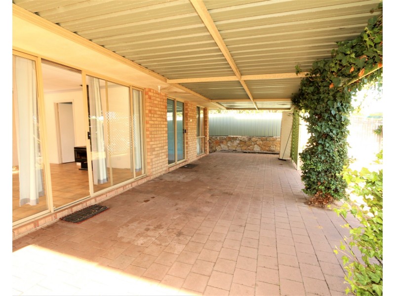 3A Palm Court, Eaton WA 6232