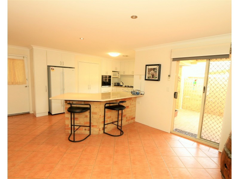 10 Silvergull Tce, Australind WA 6233