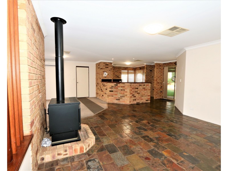 5 Mahogany Place, Eaton WA 6232