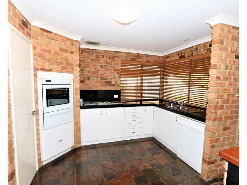 5 Mahogany Place, Eaton WA 6232