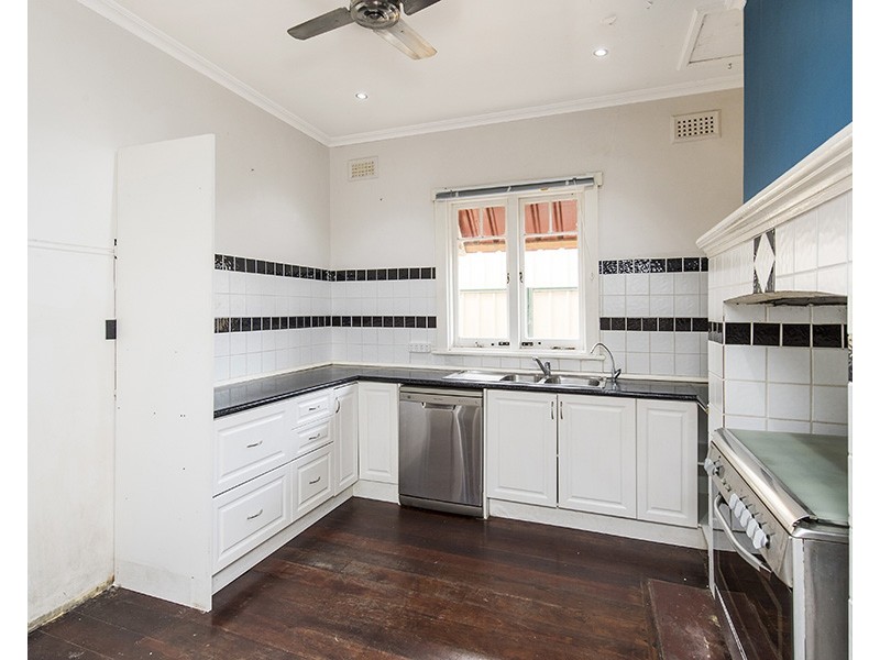 19A Russell Road, Burekup WA 6227