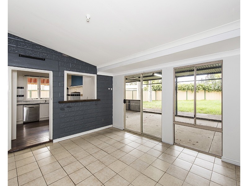 19A Russell Road, Burekup WA 6227
