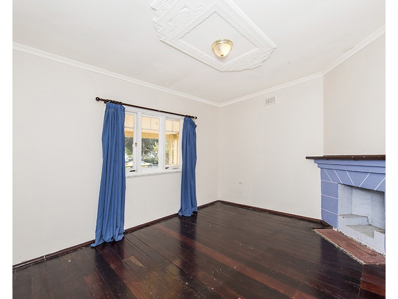 19A Russell Road, Burekup WA 6227