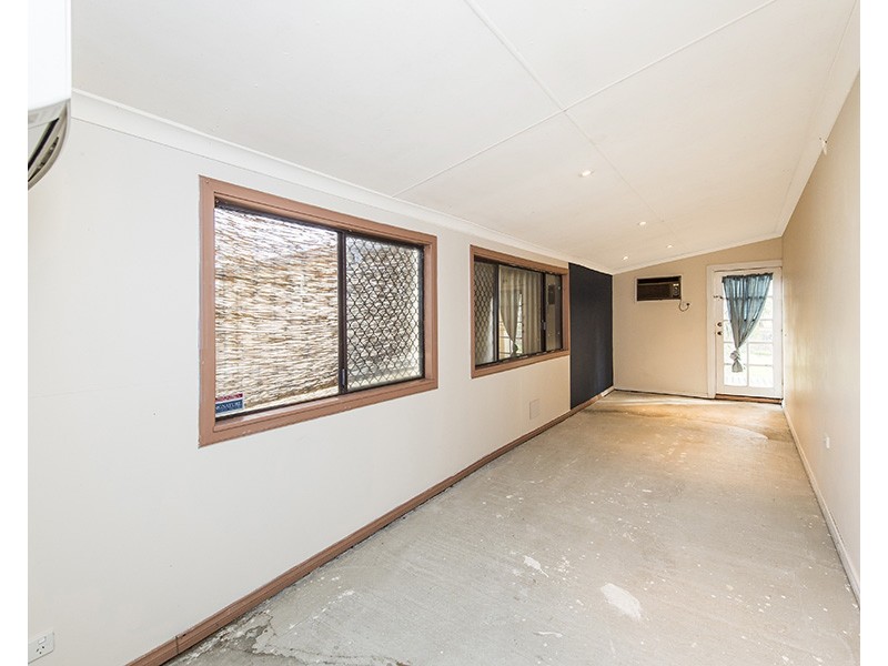 19A Russell Road, Burekup WA 6227