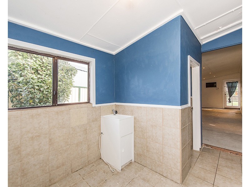 19A Russell Road, Burekup WA 6227