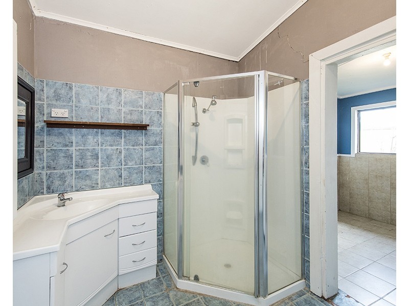 19A Russell Road, Burekup WA 6227