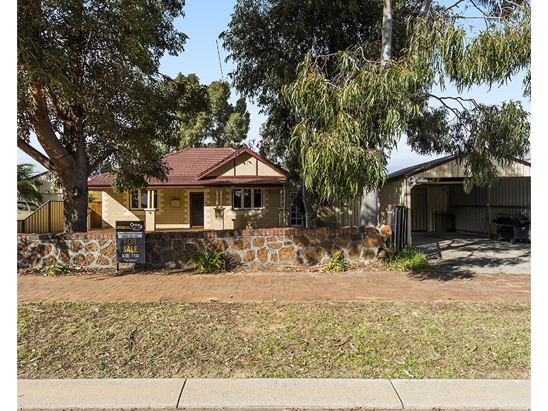 19A Russell Road, Burekup WA 6227