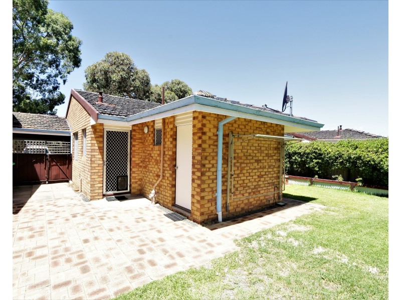 1C Jacaranda Crescent, Withers WA 6230