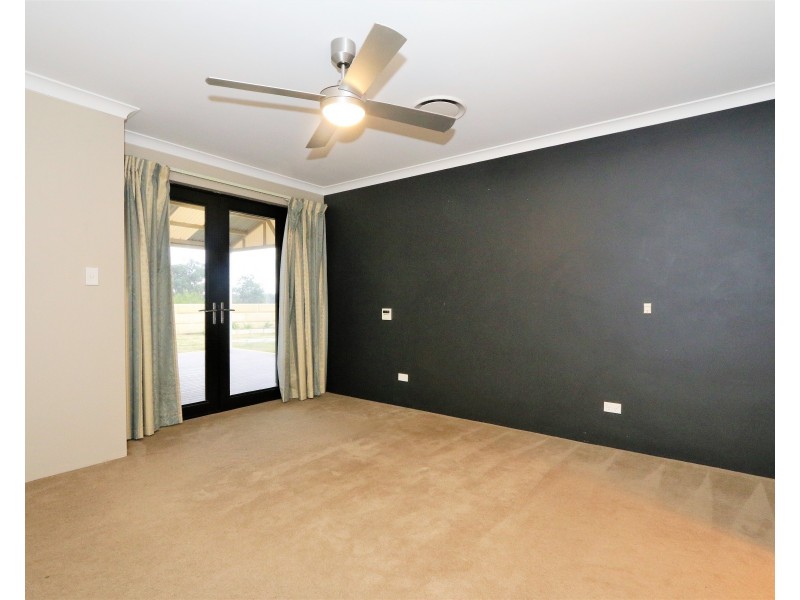 1 Sherwood Drive, Dalyellup WA 6230