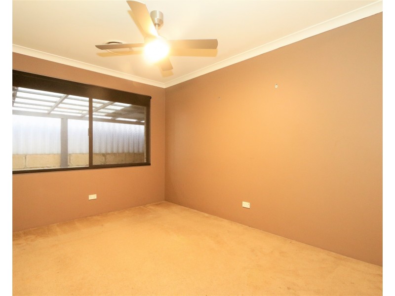 1 Sherwood Drive, Dalyellup WA 6230