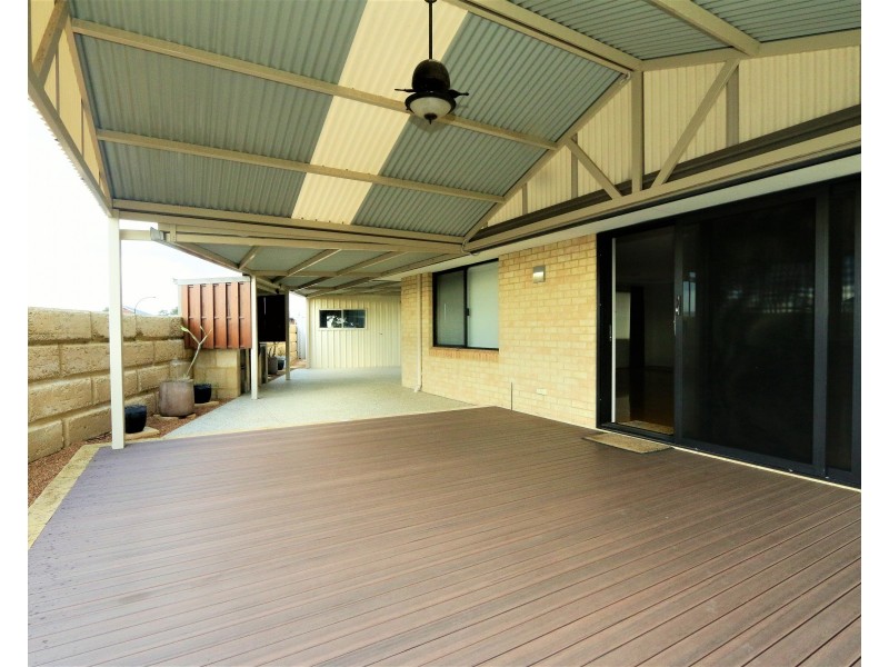 1 Sherwood Drive, Dalyellup WA 6230