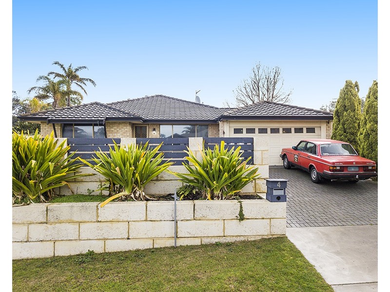 4 Tobin Place, Withers WA 6230