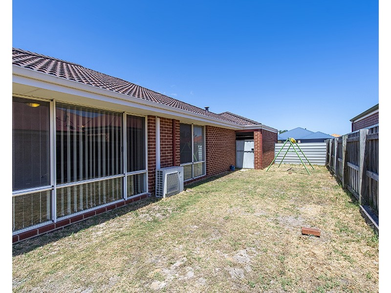 127 Macquarie Drive, Australind WA 6233