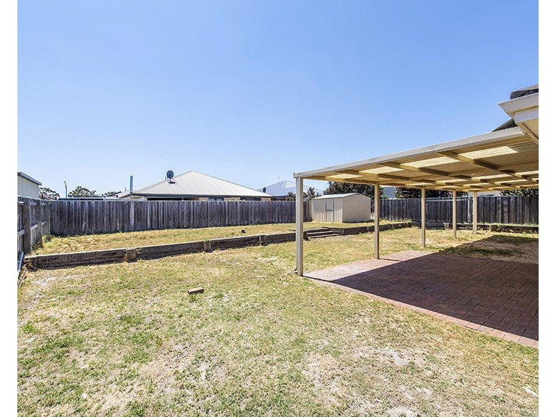 127 Macquarie Drive, Australind WA 6233
