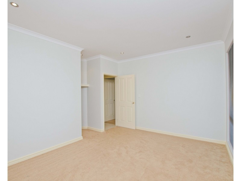 15 Hawkins Drive, Gelorup WA 6230