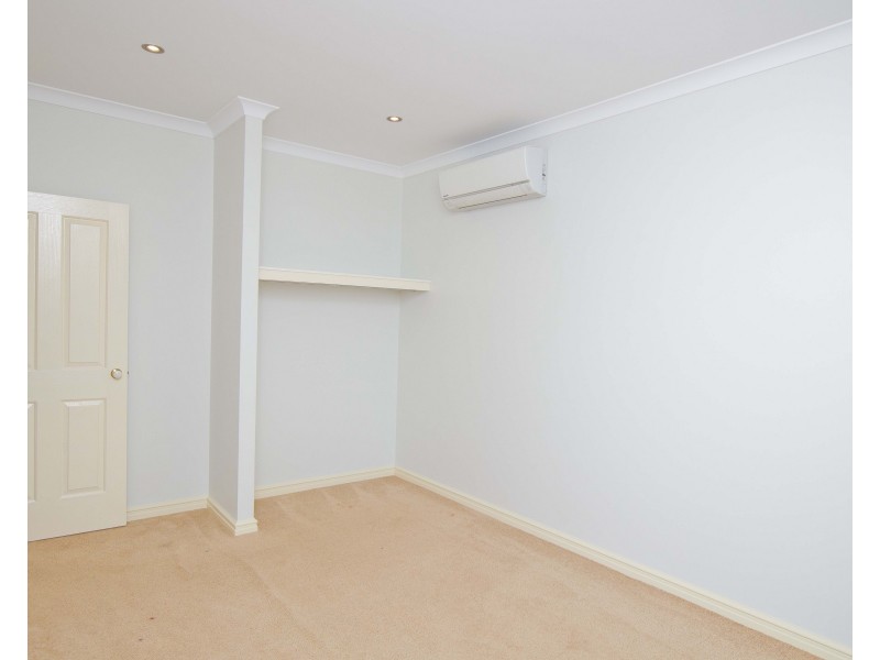 15 Hawkins Drive, Gelorup WA 6230