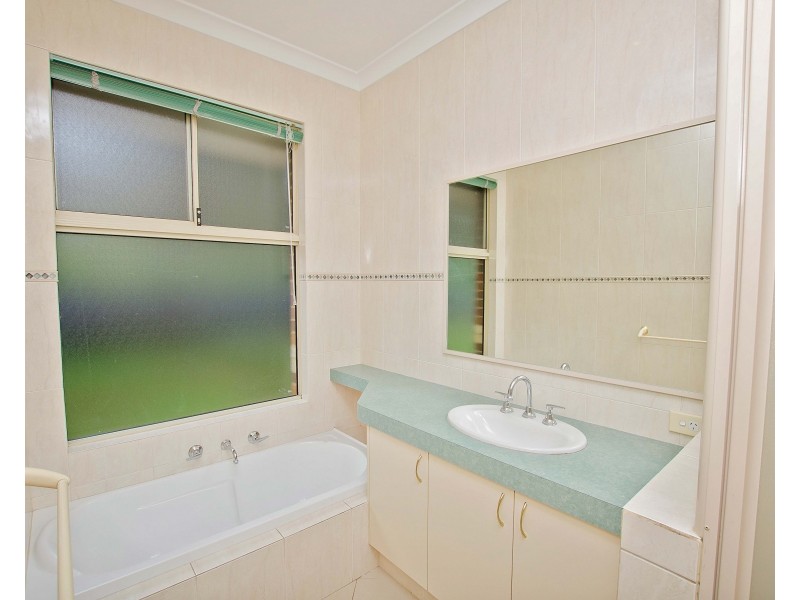 15 Hawkins Drive, Gelorup WA 6230