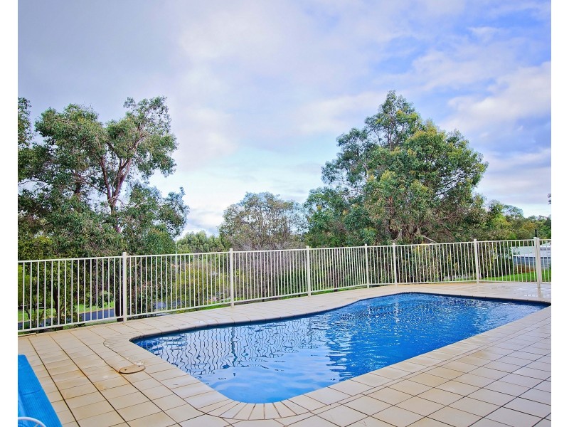 15 Hawkins Drive, Gelorup WA 6230