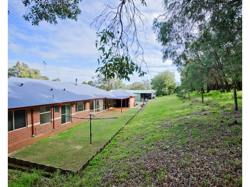 15 Hawkins Drive, Gelorup WA 6230