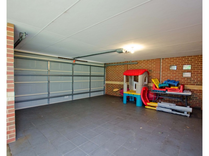 15 Hawkins Drive, Gelorup WA 6230