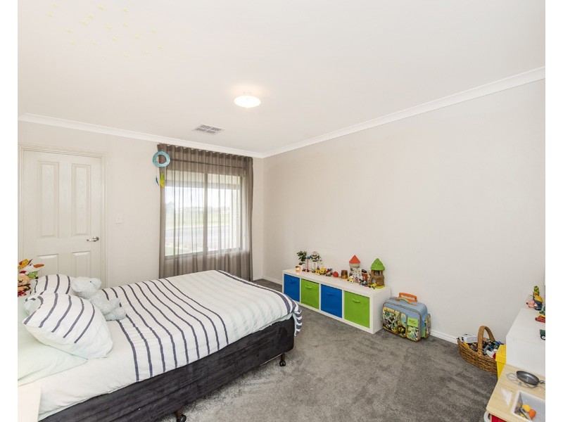 213 Braidwood Drive, Australind WA 6233