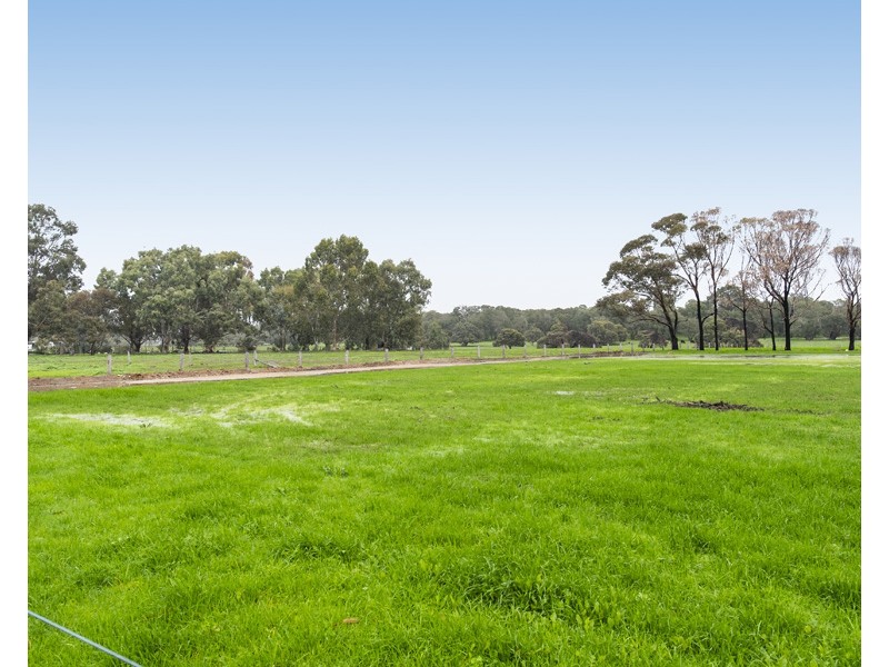 135 Hynes Road, Waterloo WA 6228