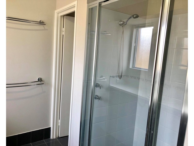 21 Marseilles Drive, Yalyalup WA 6280